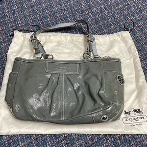 Preloved Coach Gray/Silver Patent Leather Gallery Tote with dust bag